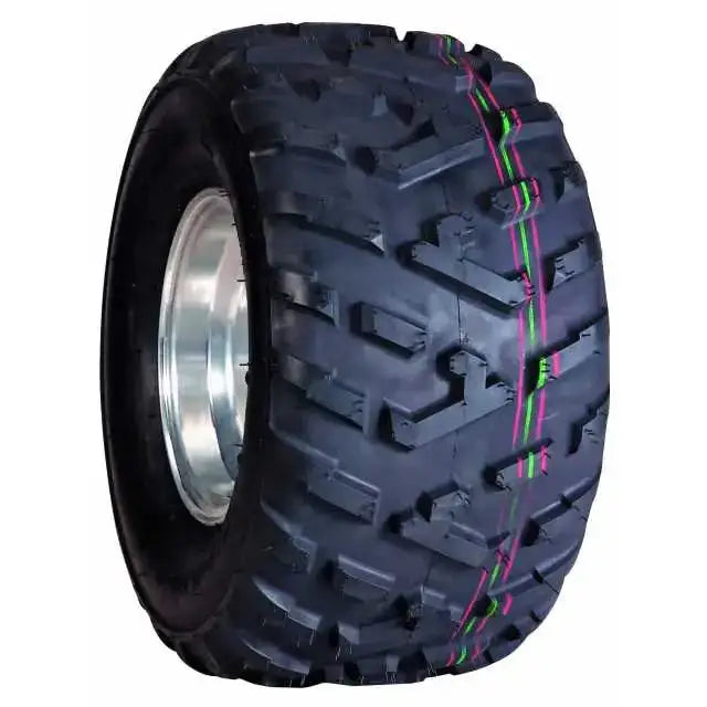 Atv Dekk 18x9.50 Duro DI2021 på sølvfelg, skrå vinkel viser grove knaster og lilla-grønne striper på slitebanen.