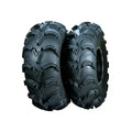 Atv Dekk 27x10-12 Mud Lite XL, to sorte terrengdekk med markante, dype spor vist fra skrå vinkel.