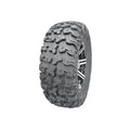 Atv Dekk 28x10R15 Journey, skrå forfra med markerte terrengknaster og tydelige mønsterdetaljer på hvit bakgrunn.