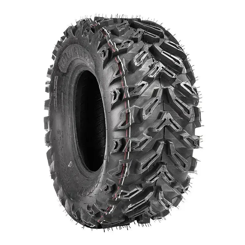 Atv Dekk 25x8-12 Journey, skråvisning som fremhever dype mønster, gummipigger og rød stripe langs midten.