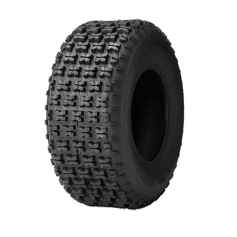 Atv Dekk 22x10-10 Journey P336, skrå forfra med markert firkantmønster for terrengkjøring mot hvit bakgrunn.