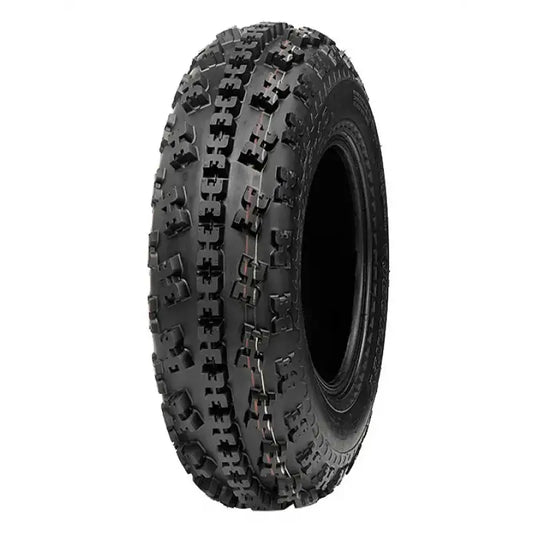 Atv Dekk 21x7-10 Journey P348 sett skrått forfra, viser tredelt mønster og markerte knaster på hvit bakgrunn.