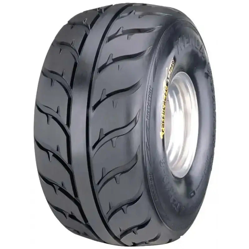 Atv Dekk 19x8-8 Kenda Speedracer, skråvisning som viser gule sidefelt, markert mønster og sølvfelg mot hvit bakgrunn.