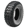 Atv Dekk 18x7-7 Sunf A-007 med dype spor og markerte knaster, vist fra skrå vinkel mot hvit bakgrunn.