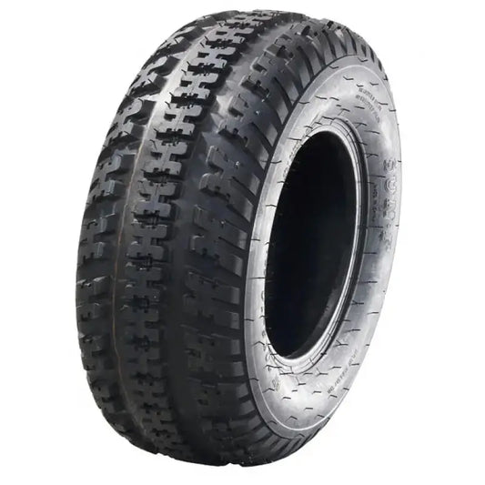 Atv Dekk 21x7-10 Sunf A-031F, skråvisning som fremhever det grove mønsteret og brede sporene på gummidekket.