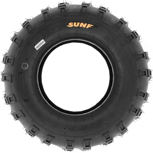 Atv Dekk 23x7-10 Sunf A028 sett forfra, viser markant mønster og gul SUNF-logo på dekksiden.