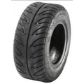 Atv Dekk 13x5-6 Sunf R-011 skråvisning, fremhever brede spor og dypt mønster på svart gummi mot hvit bakgrunn.